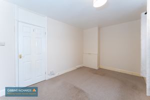 Bedroom- click for photo gallery